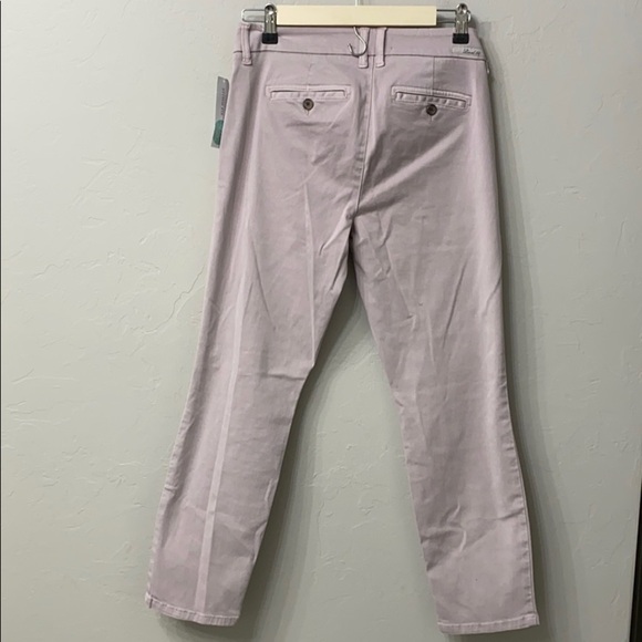 Level 99 Patrick cropped chino pant light pink.4 - Picture 7 of 13